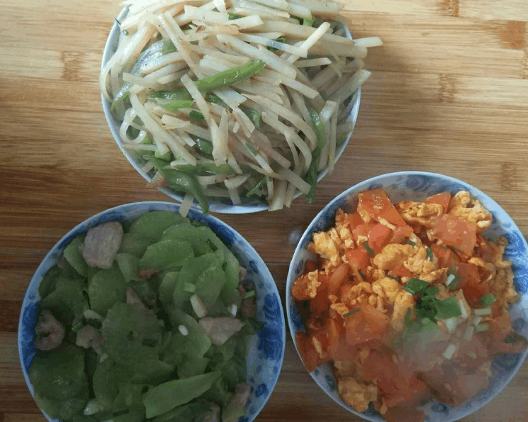 b体育-韩家英-平面设计独有语境的践行者(图2) 必一