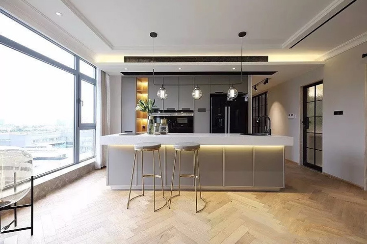 ‘必一’
中央空调的优缺点是什么？(图2)