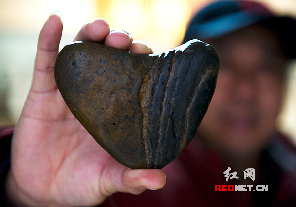 ‘Bsports必一体育’
钟沛东到县融媒体中心调研指导媒体融合生长情况(图3) b体育